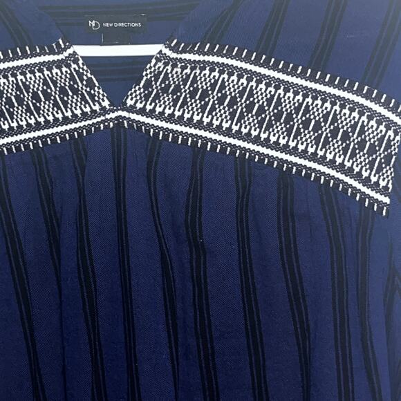 New Directions Blue Black Striped Aztec V-Neck Long Sleeve Shirt XL - Picture 3 of 6